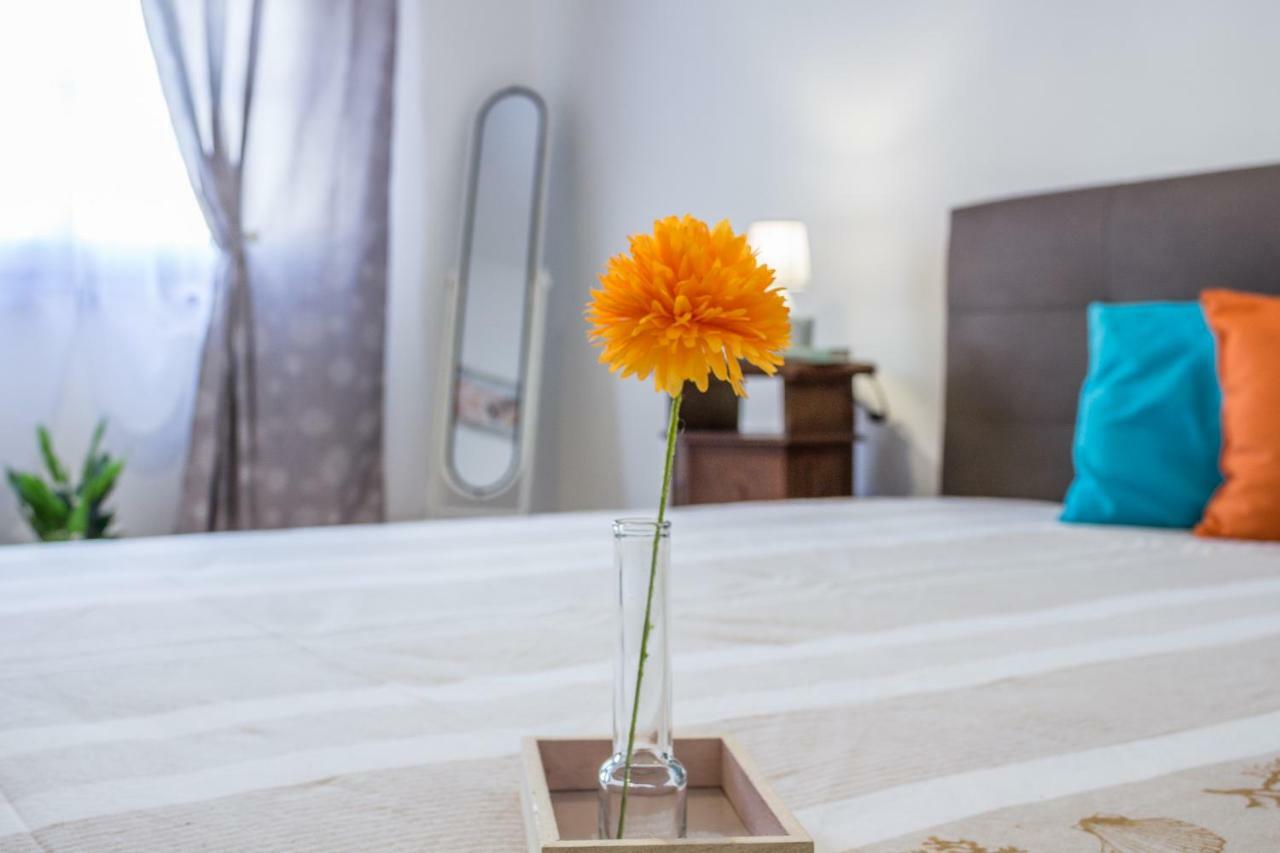 Maricciolu Suites And Apartments ออลเบีย ภายนอก รูปภาพ