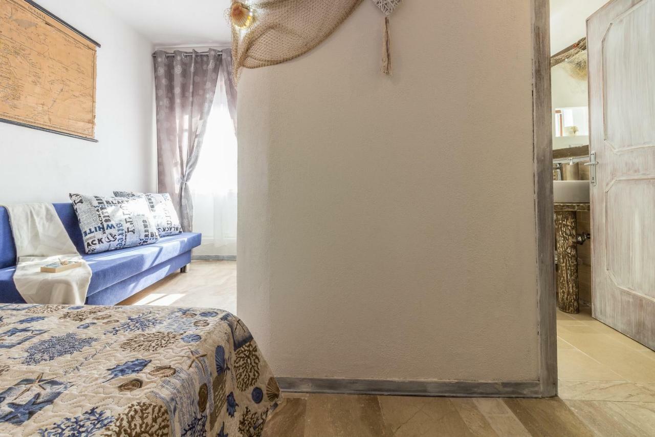 Maricciolu Suites And Apartments ออลเบีย ภายนอก รูปภาพ